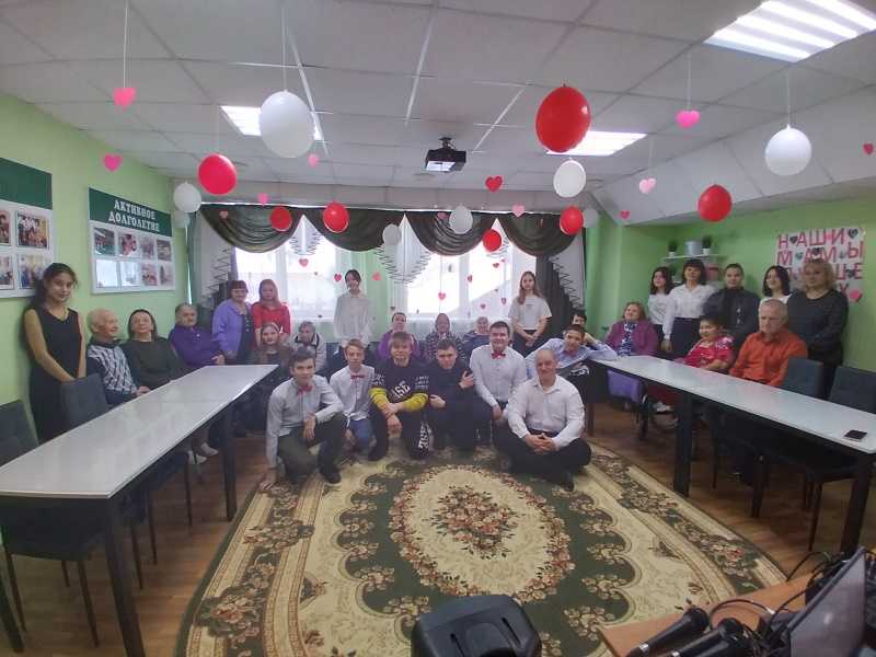 Праздничный концерт, посвященный  Дню матери
