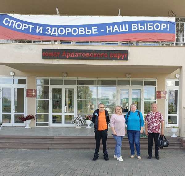 Занятия по плаванию в ФОК 