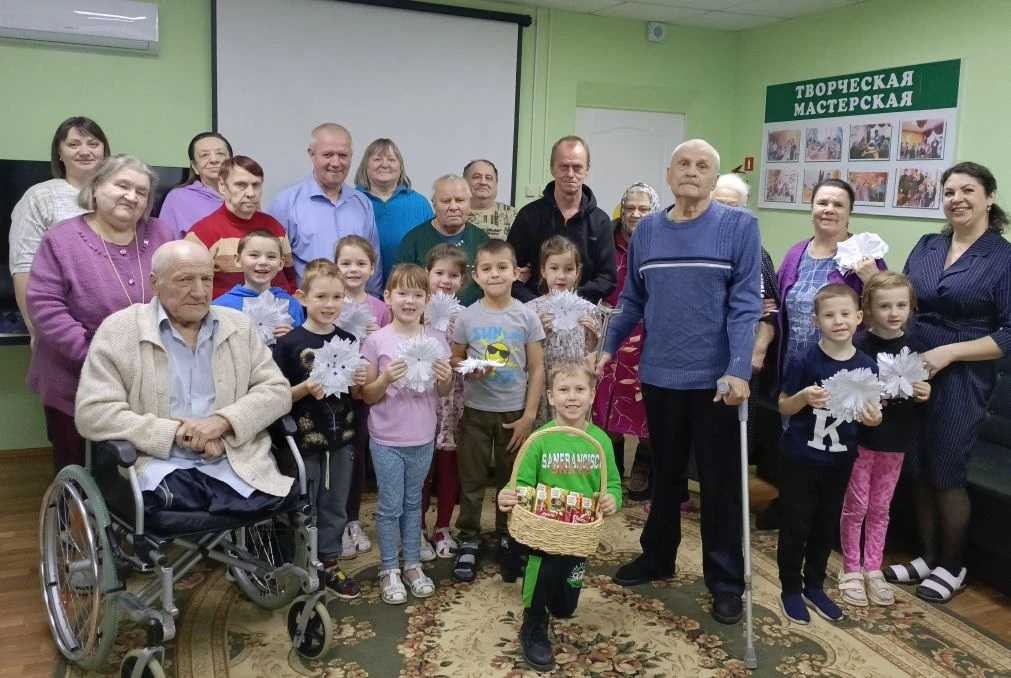 Мастер-класс «Снежинка Добра» от воспитанников Детского сада №2