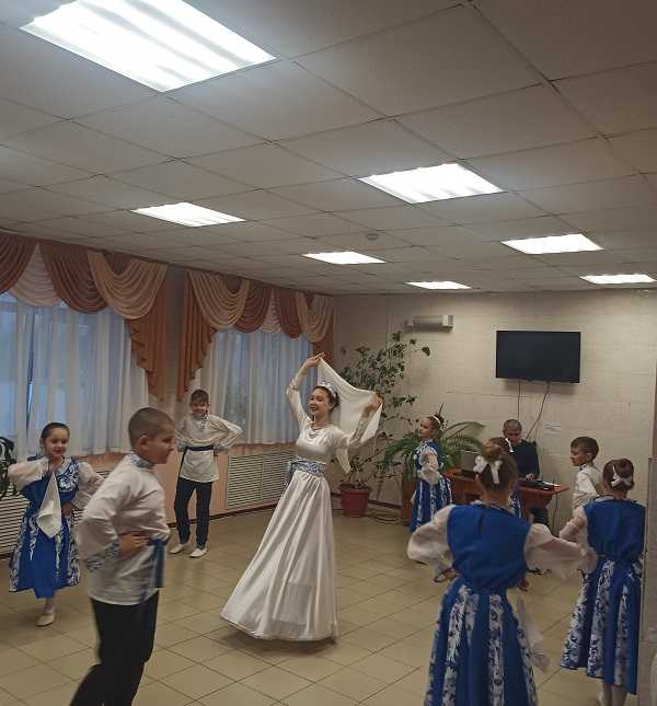 Танцевальный коллектив 