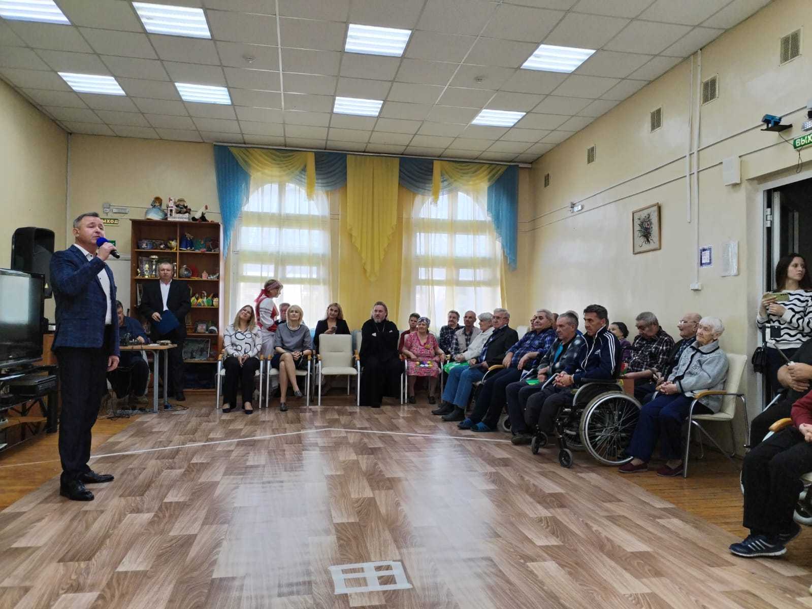 Открытие декады пожилого человека