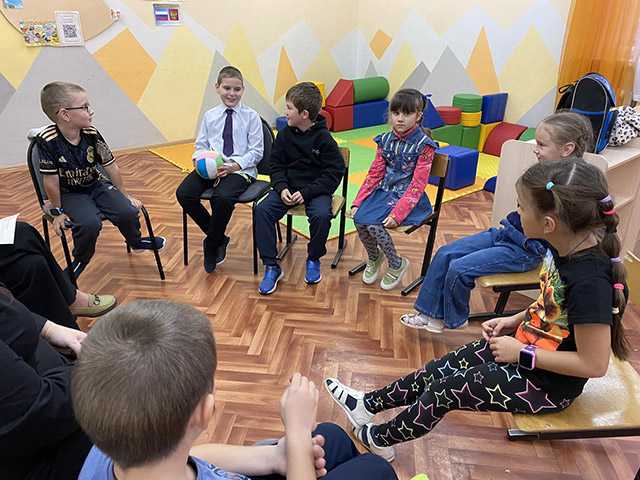 «Что нам дождик проливной, когда мои друзья со мной!»