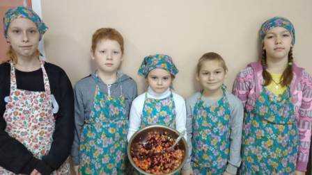 А мы продолжаем.......
