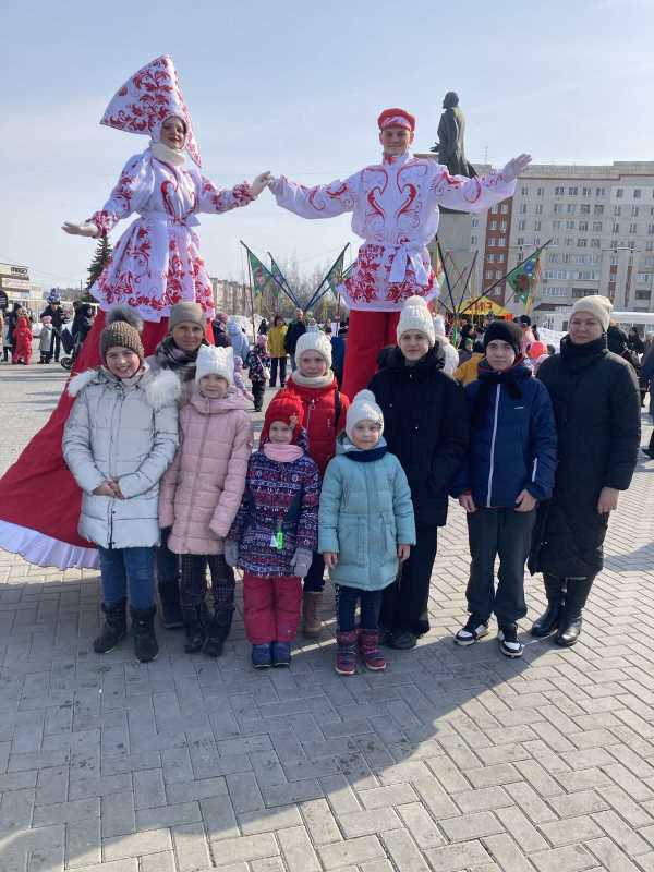 Городские гуляния