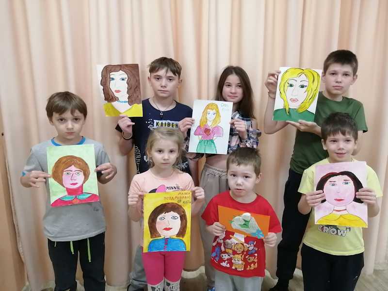 Конкурс детского рисунка в предверии праздника 