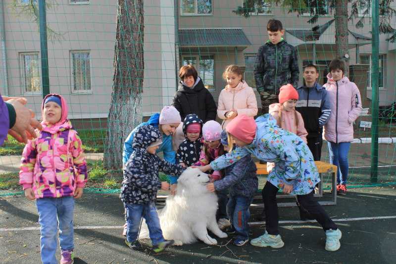Бетти в гостях у детей