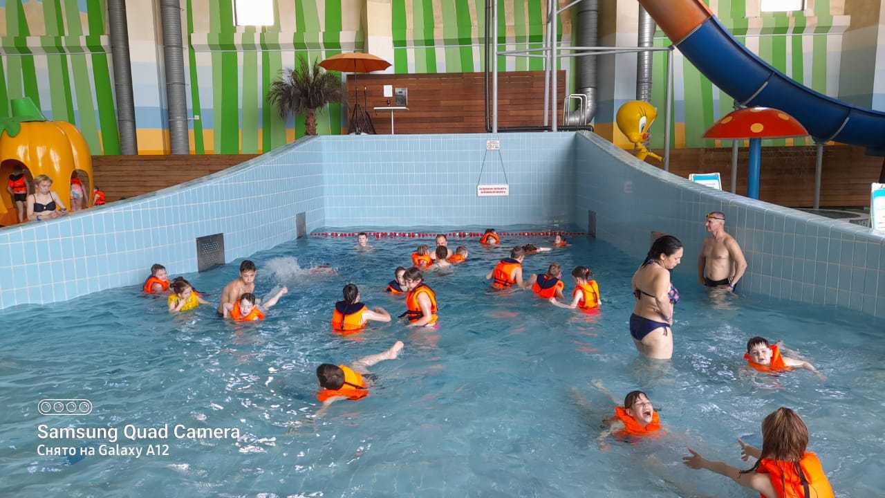 Мы посетили аквапарк Атолл