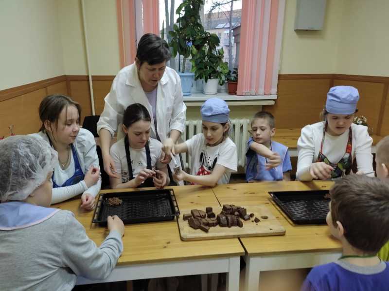 Сладкий пасхальный стол
