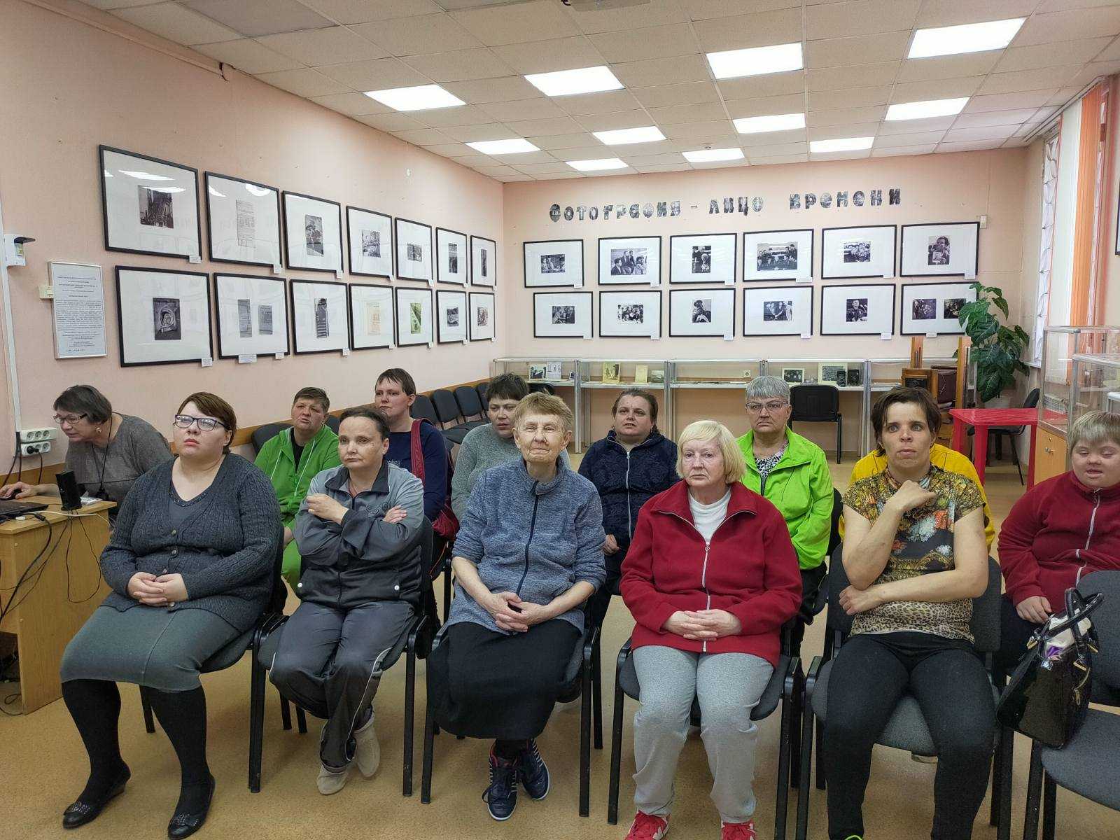 Экскурсия в библиотеку