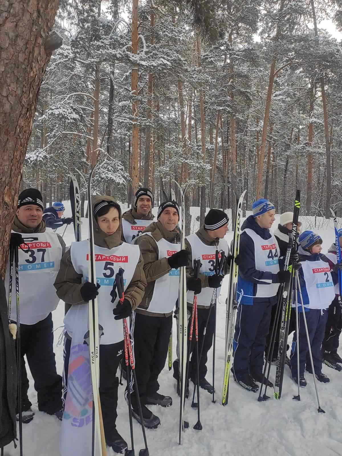 Лыжные гонки.