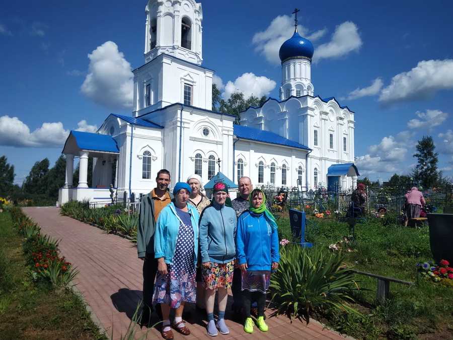 Выход в храм в с. Воронино в честь Казанской иконы Божией Матери.
