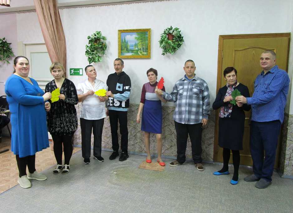 Танцевально-развлекательная программа «На танец осень приглашает».