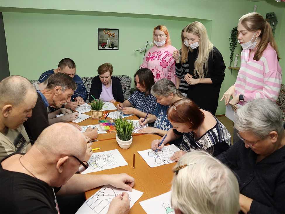 Занятия с клиническими психологами из Национального исследовательского Нижегородского государственного университета им. Н.И. Лобачевского.