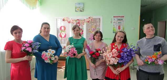 Есть в марте день особый…