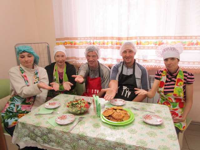 Занятие по социально-бытовой адаптации «Приготовление оладий»