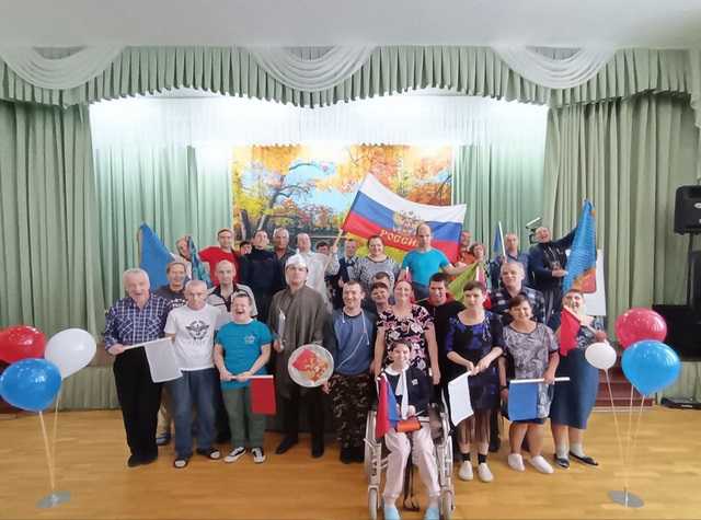  Развлекательная программа «Когда мы едины, мы непобедимы!»