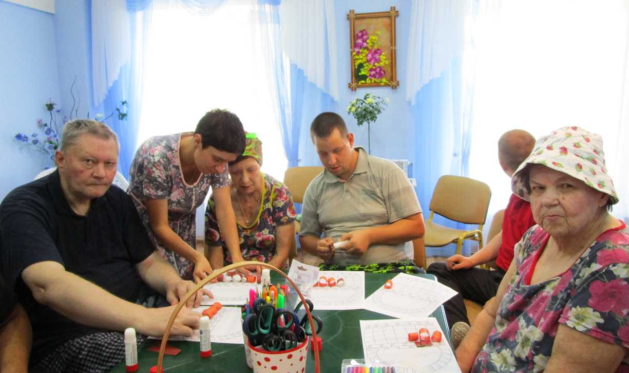 Творческое занятие «В лес по грибы».