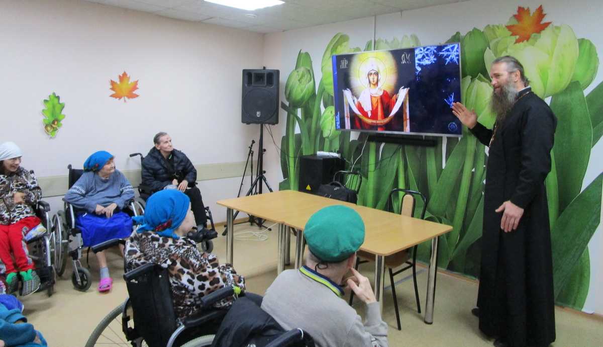 Встреча с отцом Александром, посвященная празднику Покрова Пресвятой Богородицы