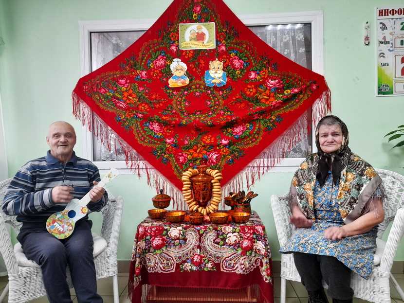 «Ладушки, ладушки – дедушки и бабушки». 