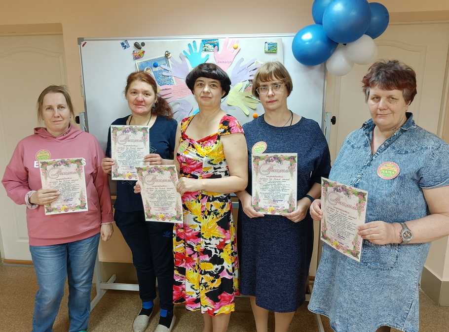 Поздравительная акция «Мама - главное слово в каждой судьбе».