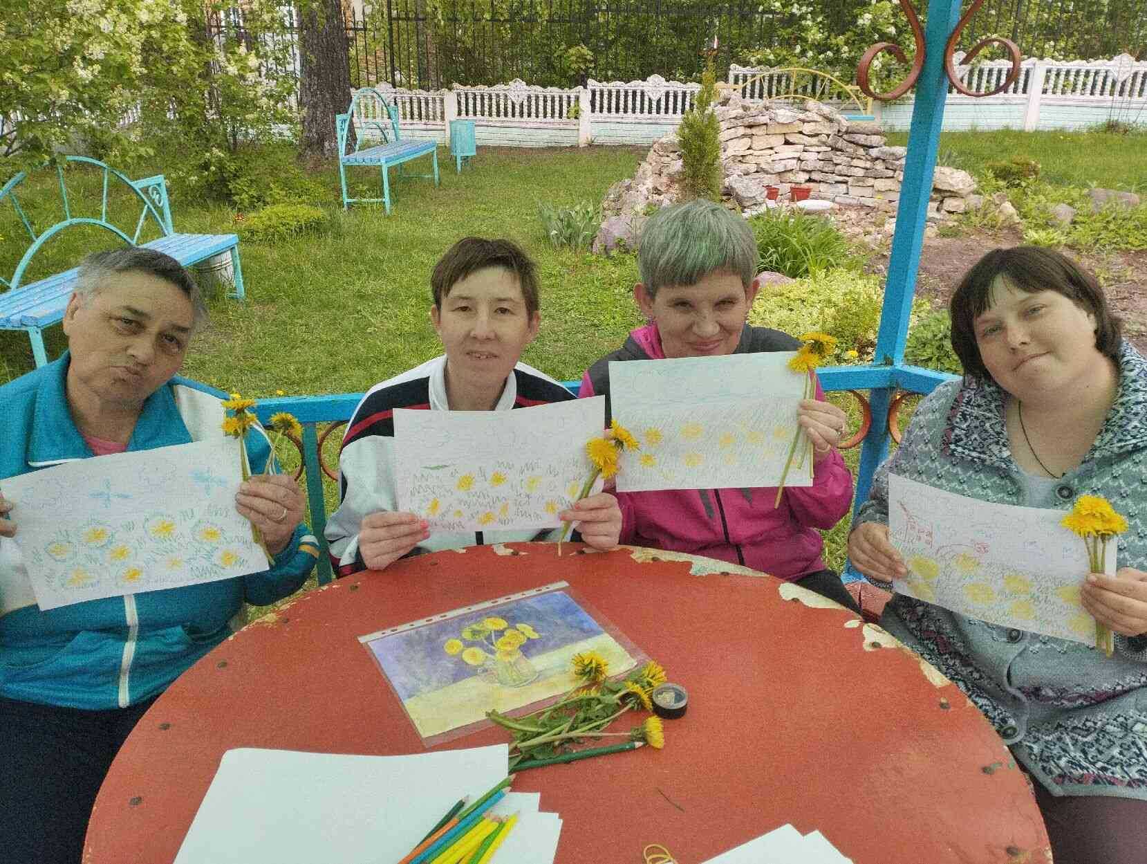 Рисуем одуванчики