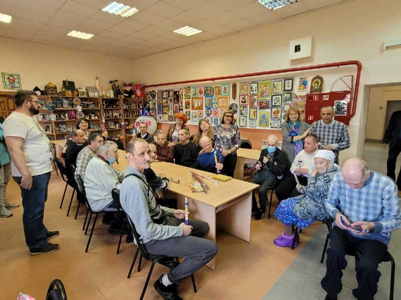 4 мая в гостях у ГБУ «Варнавинский психоневрологический интернат» побывали представители Нижегородской региональной общественной организации родителей детей-инвалидов по зрению «Перспектива»