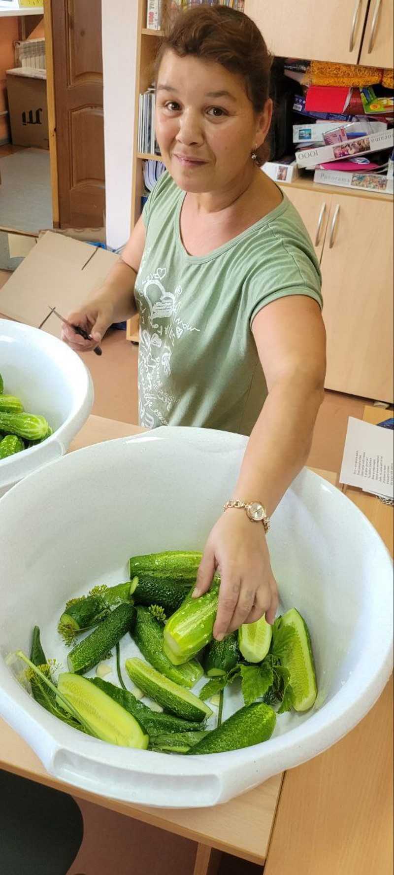 Засолите огурчики утром