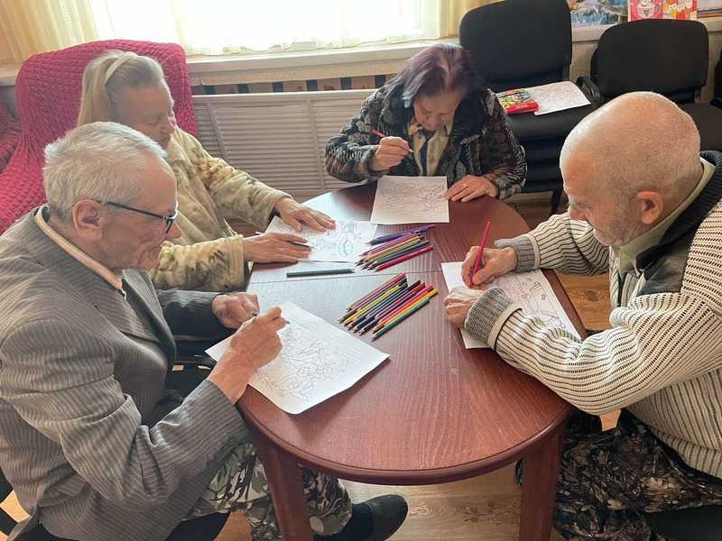 Арт-терапия: Раскрашивание 
