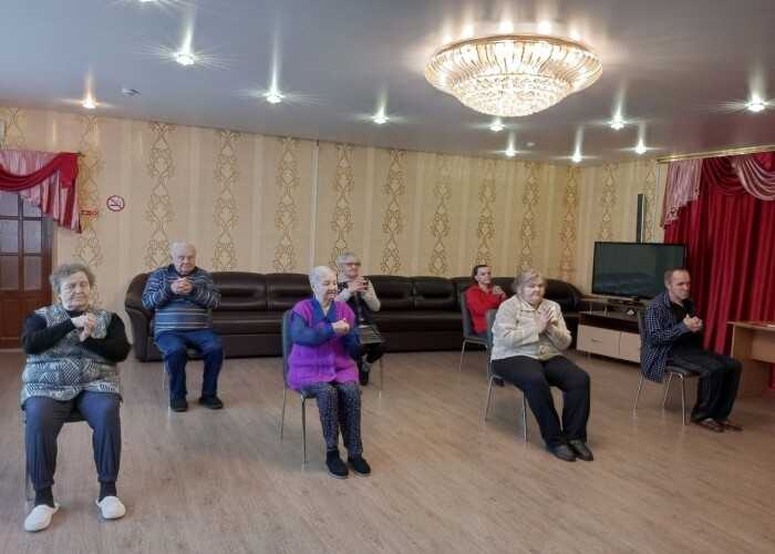«Начинаем день с зарядки»