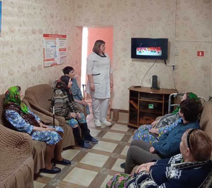 Лекция, приуроченная к Всемирному Дню памяти жертв СПИДа.