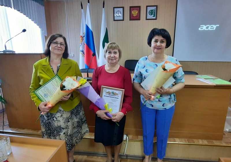 Праздничное мероприятие в Администрации г.о.г. Шахунья.