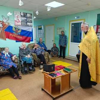 Встреча со священником о. Александром и помощником благочинного Софроновой Т.Н.