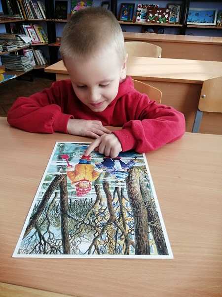 Уж тает снег, бегут ручьи, В окно повеяло весною. Засвищут скоро соловьи, И лес оденется листвою! Чиста небесная лазурь, Теплей и ярче солнце,  стало, Пора метелей злых и,  бурь Опять надолго миновала. ( Алексей Плещеев)  Уже совсем по-весеннему светит со