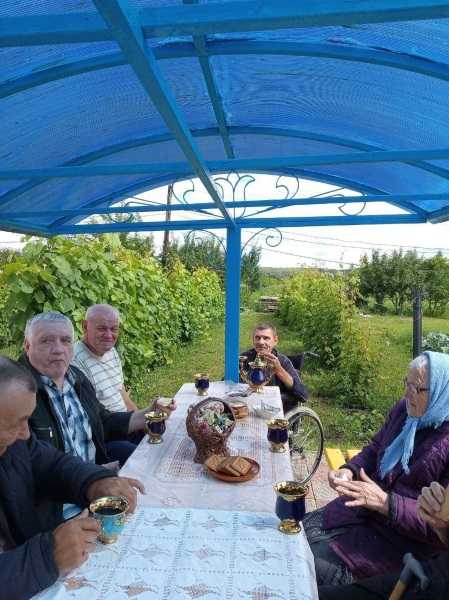 В приятной компании