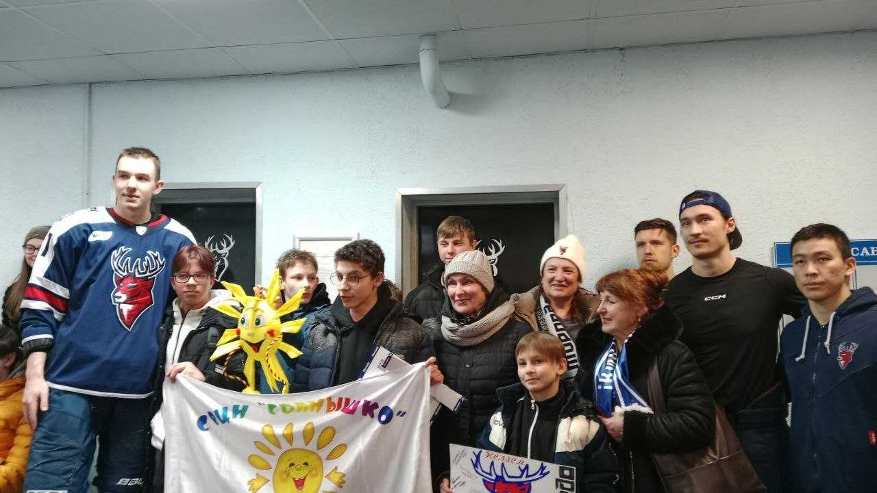 Ребята побывали на хоккейном матче Торпедо