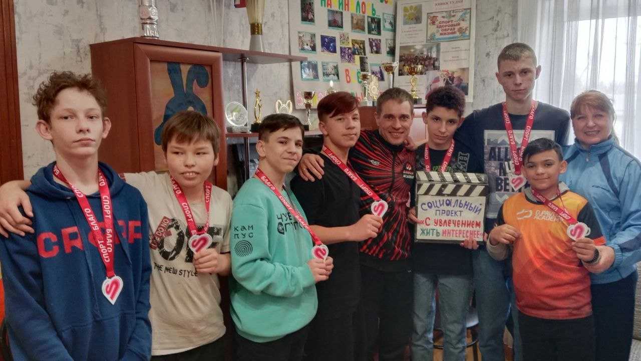 Ребята встретились с чемпионом России по бегу Дмитрием Павловым