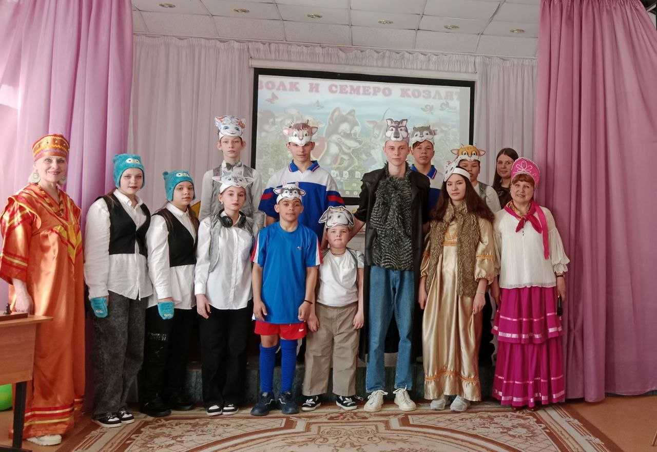 У нас прошел традиционный Парад сказок