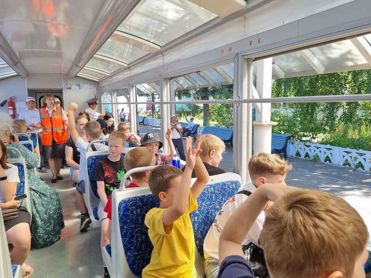 Ребята побывали на Детской железной дороге