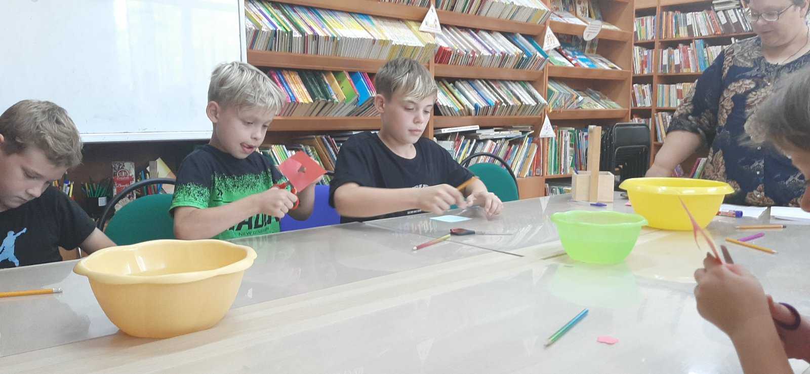 Посетили библиотеку им. Кольцова