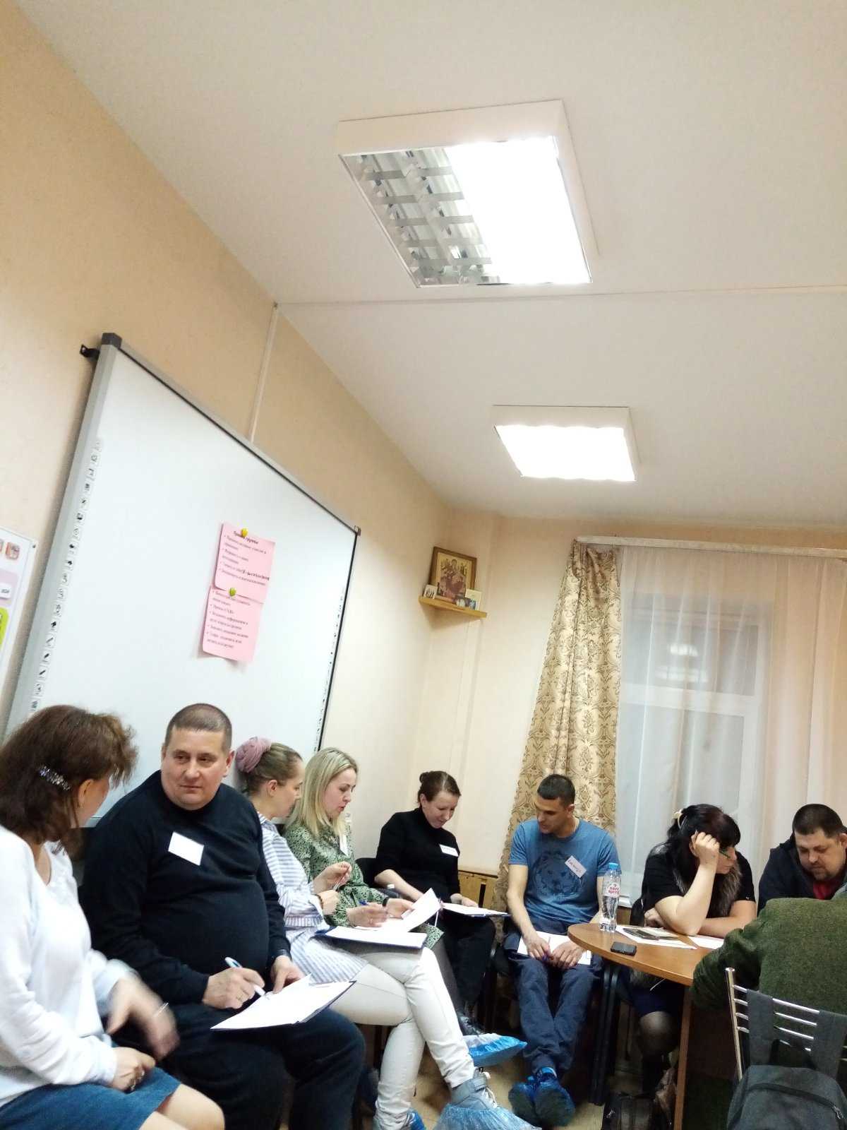 В Школе замещающих родителей вновь начались занятия