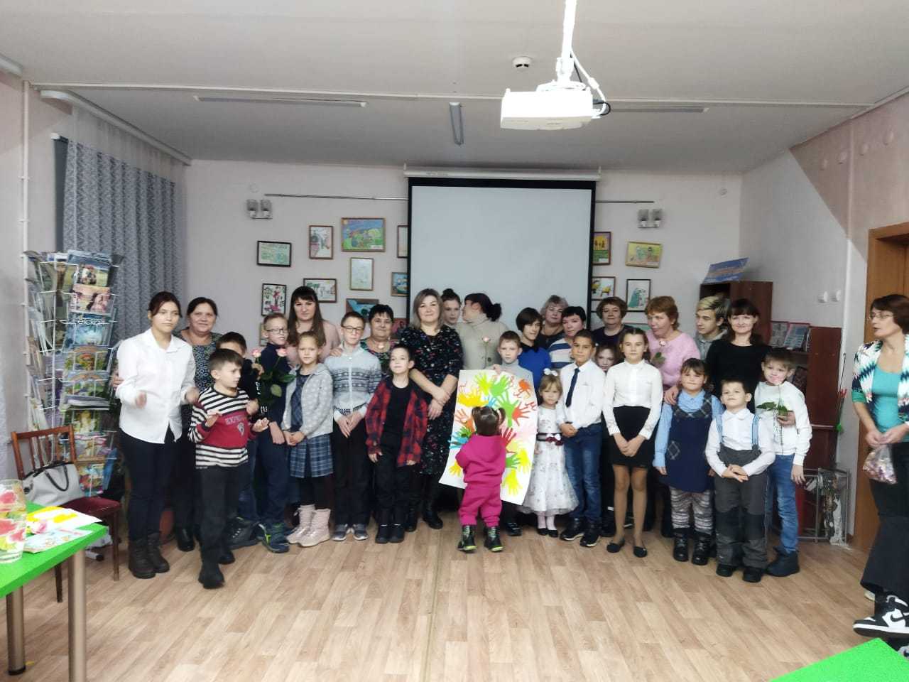 НА ЛЮБОВЬ СВОЕ СЕРДЦЕ НАСТРОЮ