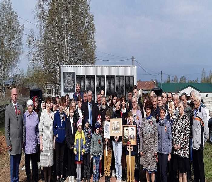  Митинг у Памятника работников совхоза, погибших в годы Великой Отечественной войны