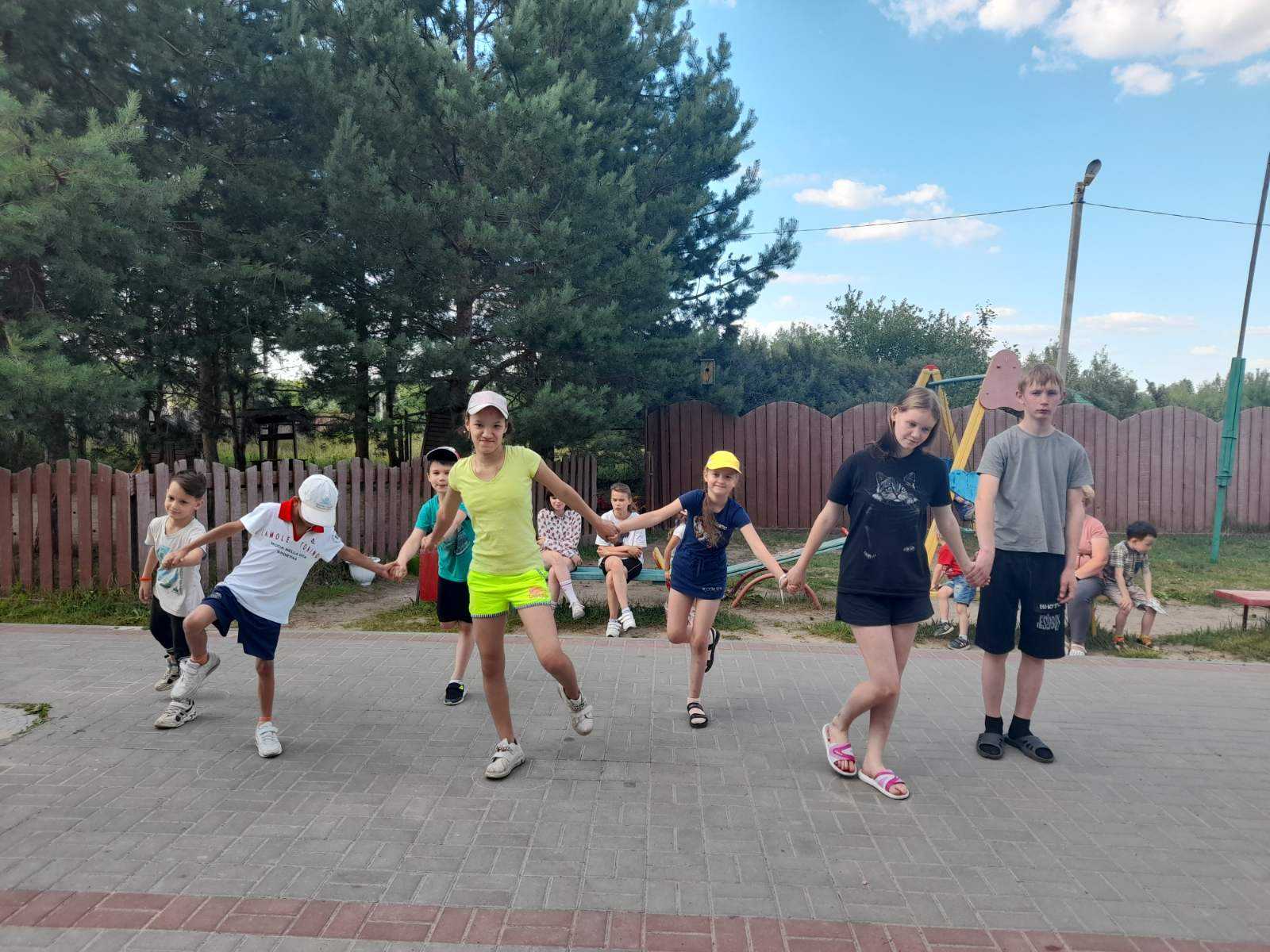 Наши каникулы продолжаются!!!