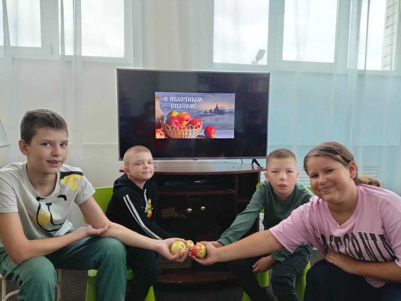 Яблочный Спас собрал друзей! 