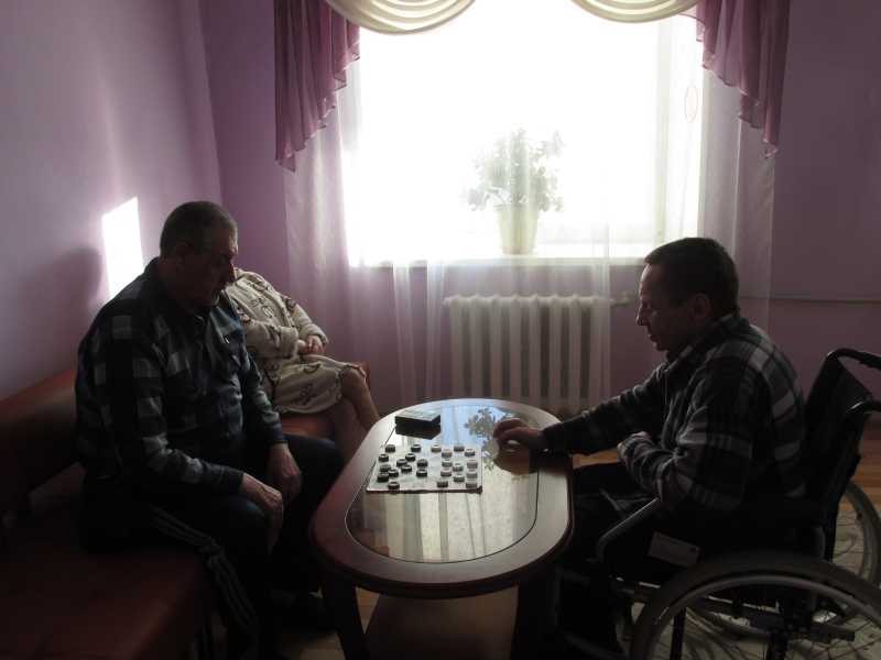 Игра в шашки
