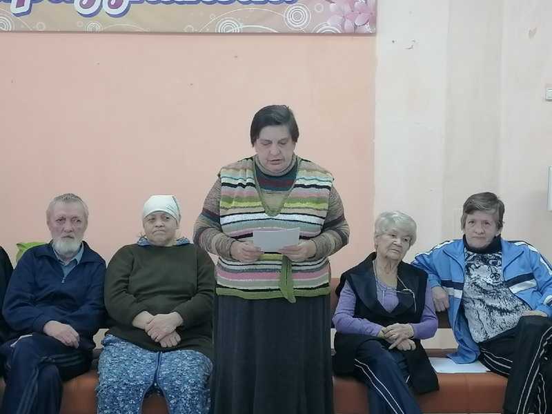 Мир поэзии прекрасен