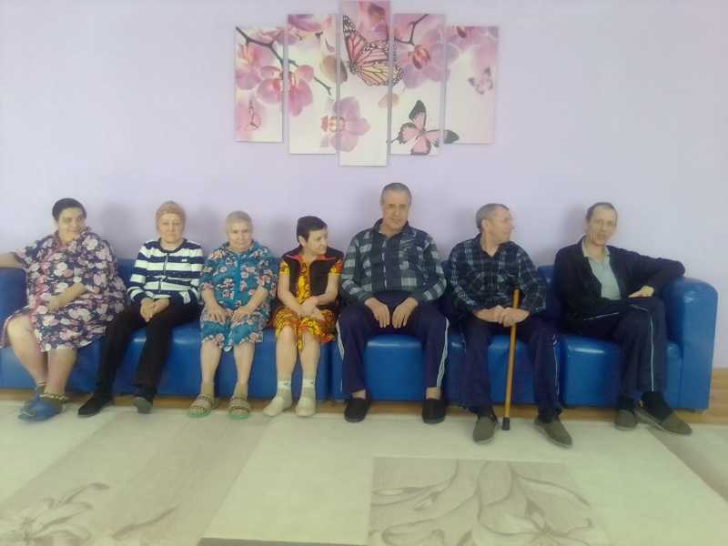 Мир песнями раскрасим и цветами