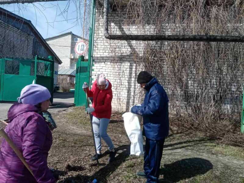 Субботник-добрая традиция 