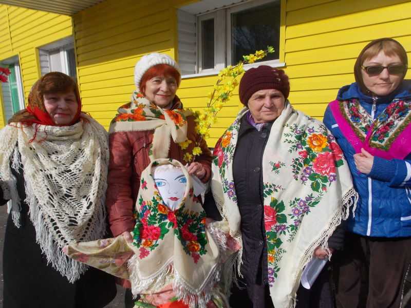 С широкой масленицей!