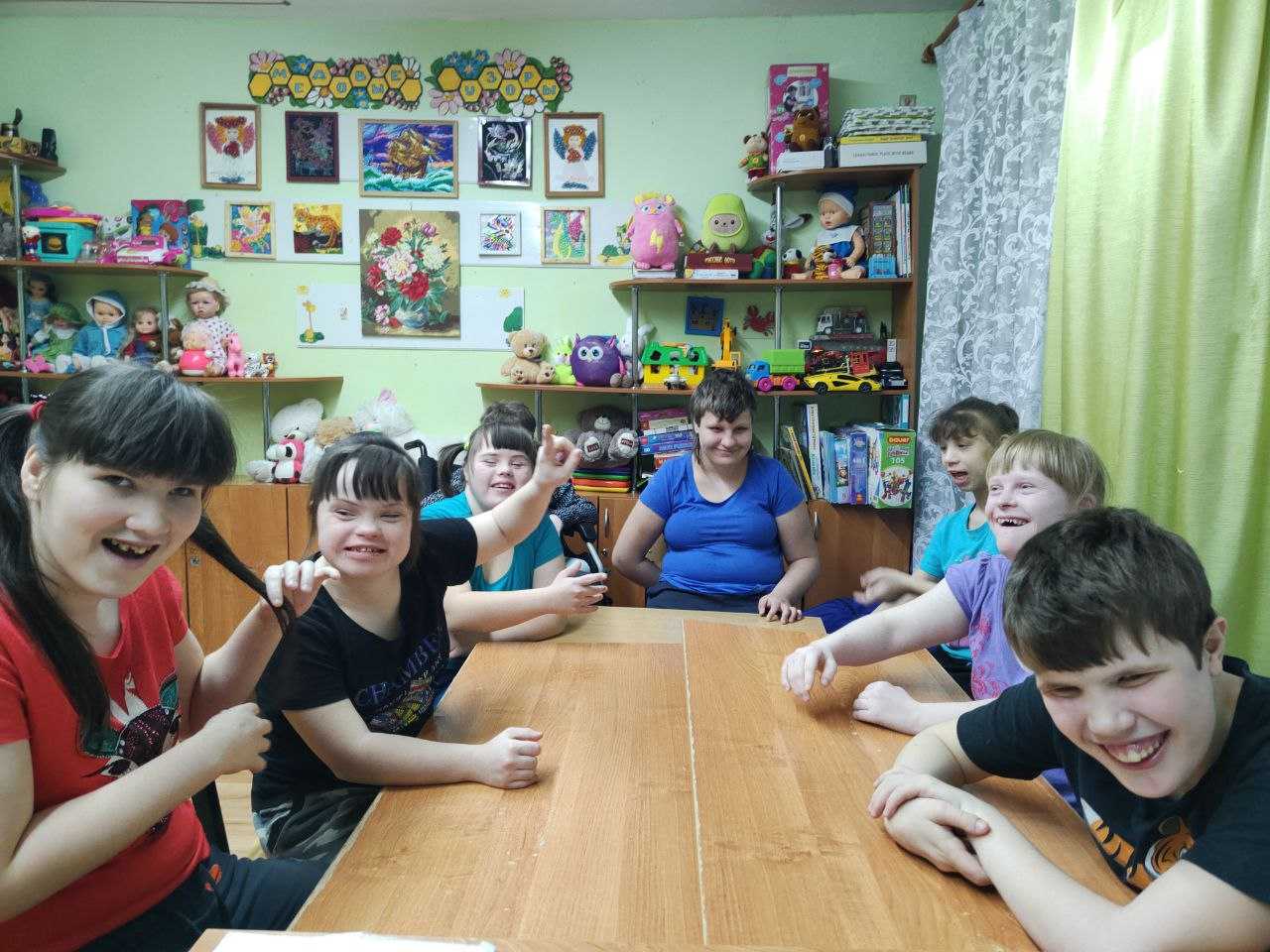 СЛОВО